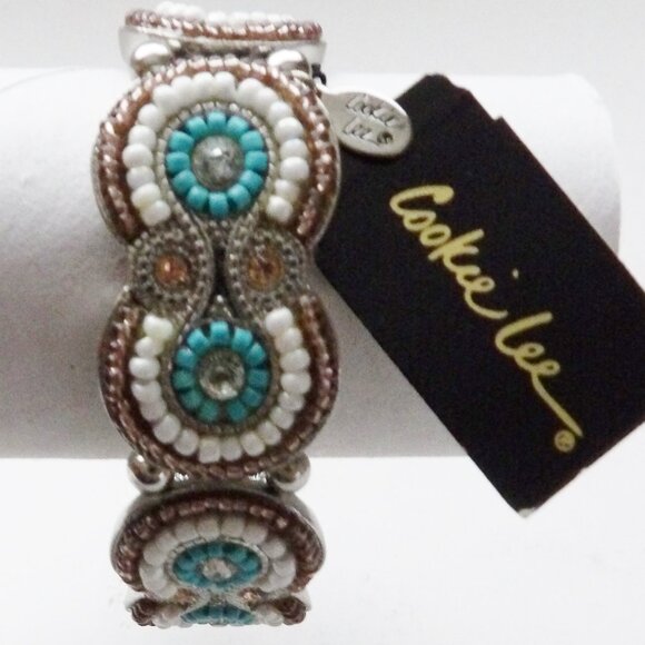 Cookie Lee Jewelry - Cookie Lee NWT Crystal & Glass Bead Stretch Bracelet Silver Tone Southwest Look